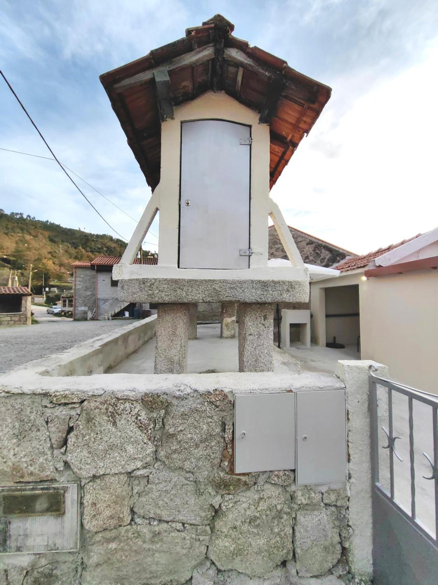 Vale Das 7Lagoas Geres Bagian luar foto